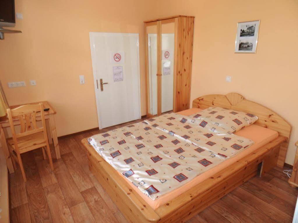 Hotel Lindenhof Rhynern Buitenkant foto